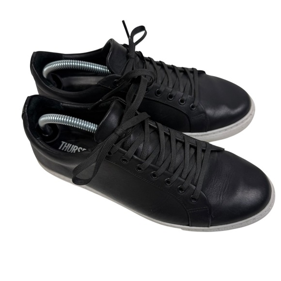 Thursday Everyday Men's Black Leather Sneakers Size 9.5 Wide - Picture 2 of 9